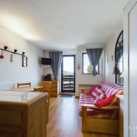 Sud 4 Pers, Balcon, A 50m Des Pistes Et 200m Des Commerces, Ideal Pour Familles - Fr-1-398-629 Appartement Montvalezan